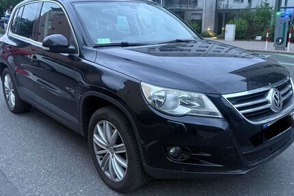 VW Tiguan 295.500 km 4.990 &euro; Fürth 90763
