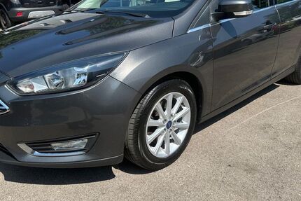 Ford Focus 267.500 km 4.900 &euro; Schwabach 91126