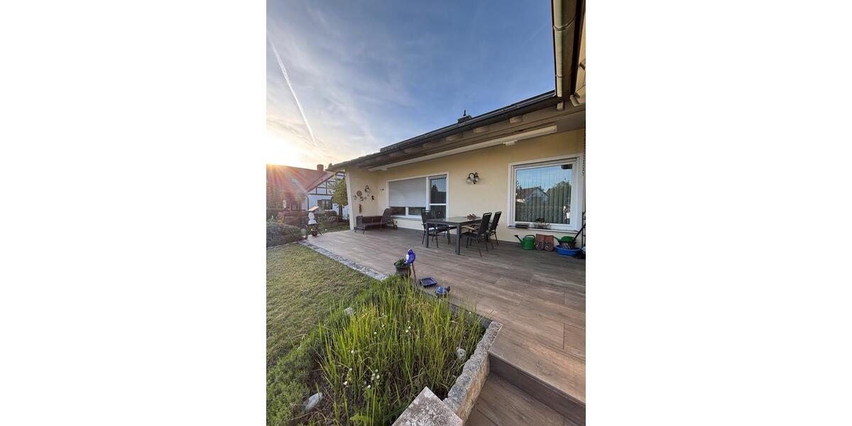 Bungalow Herzogenaurach - 8 Zimmer, 208 m&sup2;, 729.000&euro; | Angebot:26994229