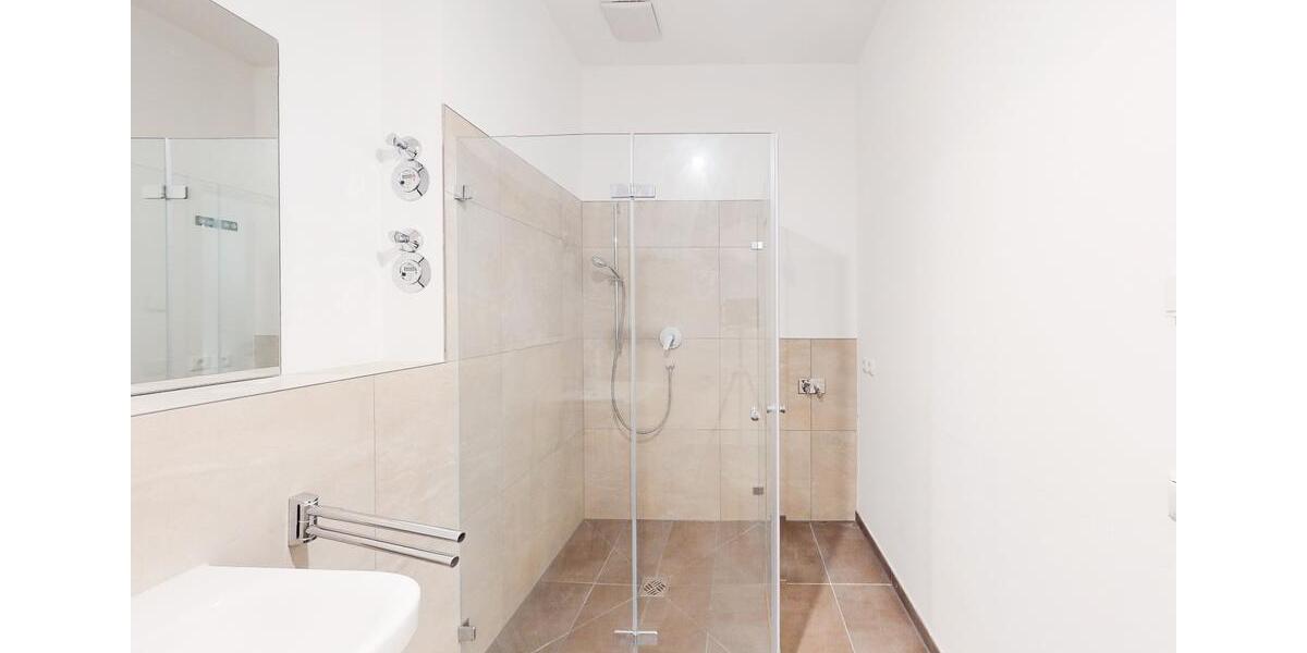 Etagenwohnung Nürnberg Erlenstegen - 2 Zimmer, 49 m&sup2;, 820&euro; | Angebot:25789144