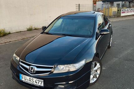 Honda Accord 98.000 km 9.499 &euro; Fürth 90763