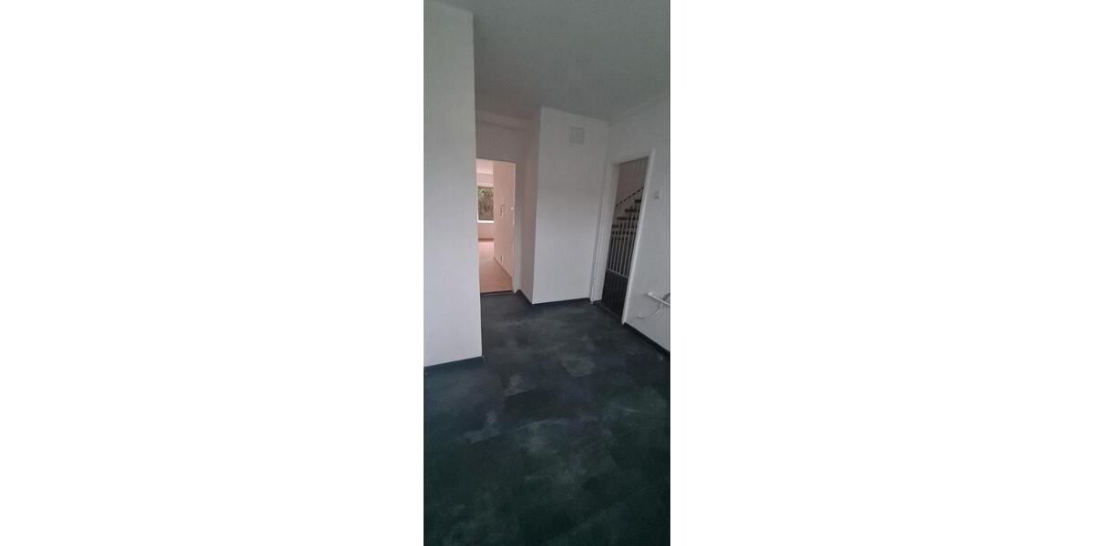 Reihenhaus Nürnberg Langwasser - 7 Zimmer, 98 m&sup2;, 398.000&euro; | Angebot:25781458