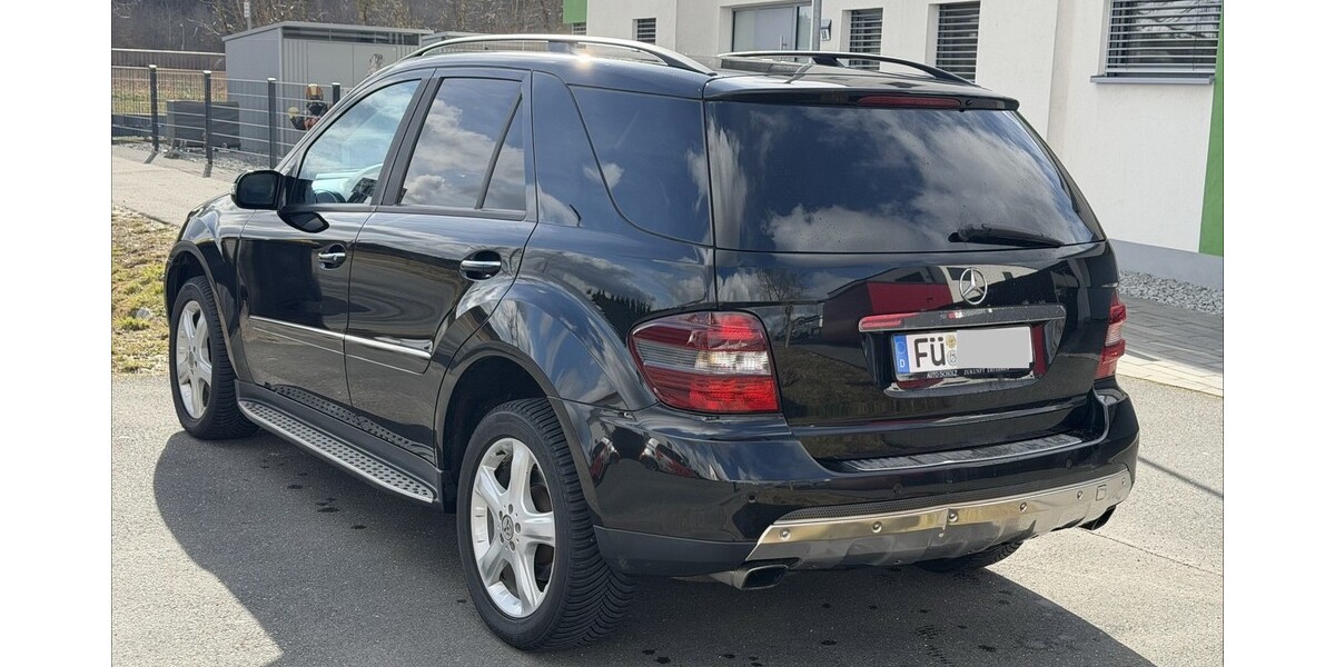 Mercedes-Benz ML 320 293.500 km 7.900 &euro; Langenzenn 90579