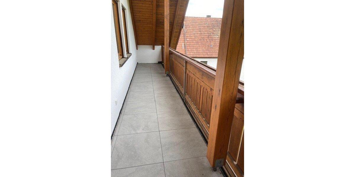 Dachgeschoßwohnung Altdorf bei Nürnberg - 3 Zimmer, 80 m&sup2;, 930&euro; | Angebot:26630189