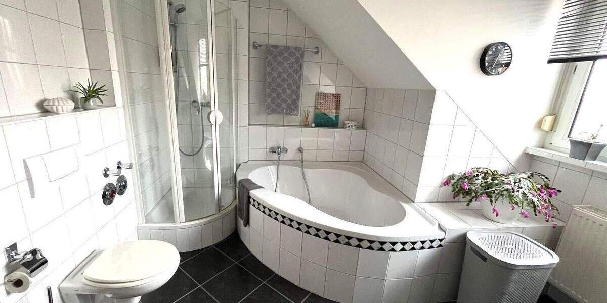 Etagenwohnung Feucht - 3 Zimmer, 98 m&sup2;, 450.000&euro; | Angebot:25705656