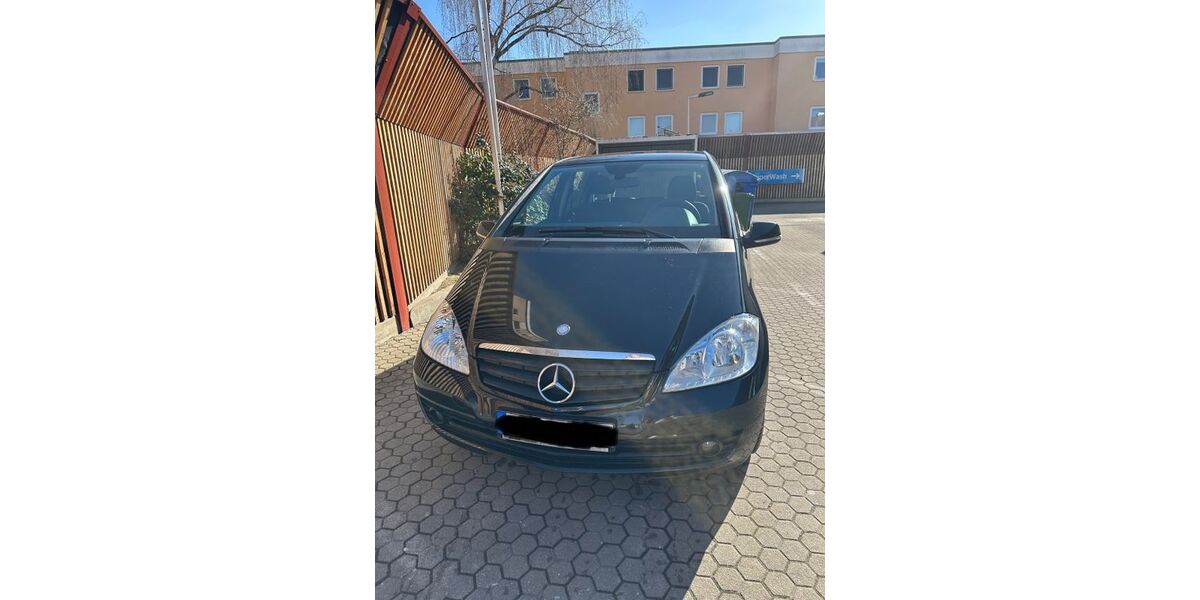 Mercedes-Benz A 160 124.000 km 5.300 &euro; Erlangen 91052