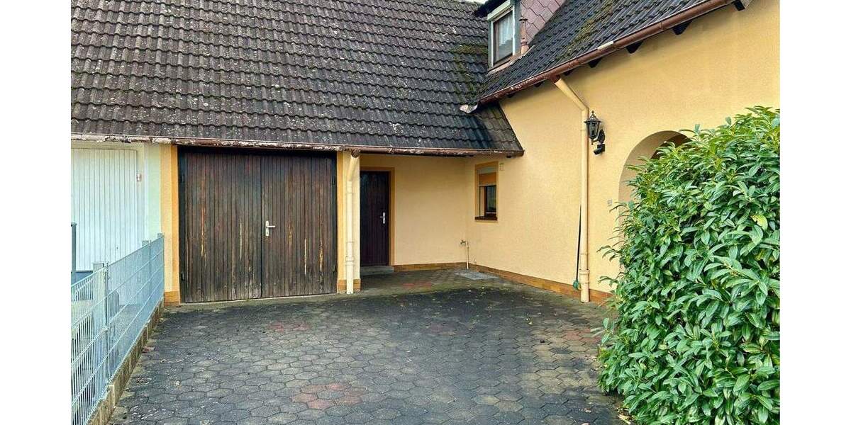 Einfamilienhaus Adelsdorf Aisch - 6 Zimmer, 122 m&sup2;, 345.000&euro; | Angebot:25677867