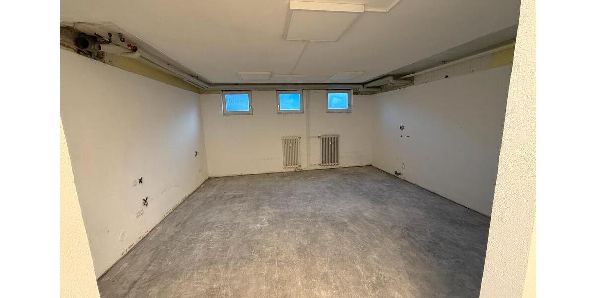 Erdgeschoßwohnung Neustadt an der Aisch - 6 Zimmer, 170 m&sup2;, 199.000&euro; | Angebot:27162936
