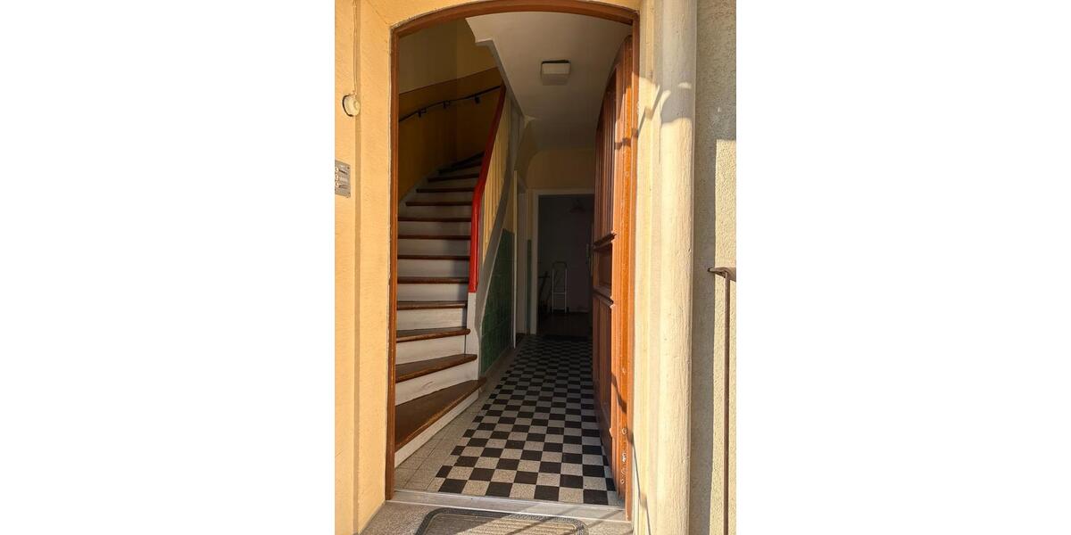 Reihenhaus Nürnberg Gaismannshof - 12 Zimmer, 210 m&sup2;, 480.000&euro; | Angebot:25899331