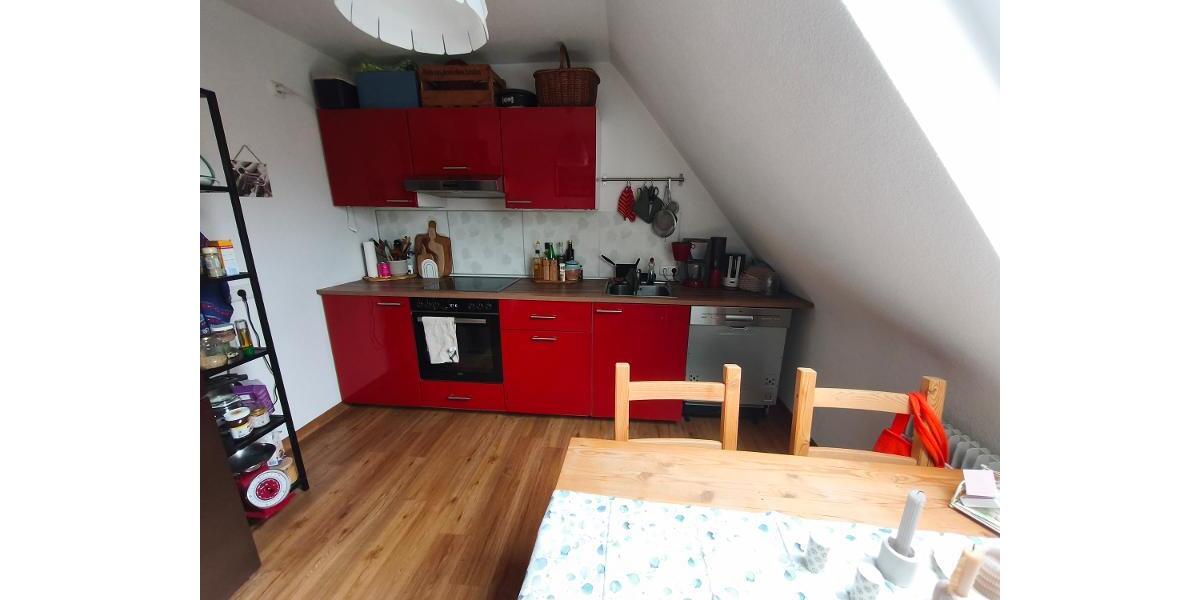 3 Zi. Wohnung im DG (2.OG) mit Stellplatz - Etagenwohnung Dechsendorf Dechsendorf | Angebot:26002016