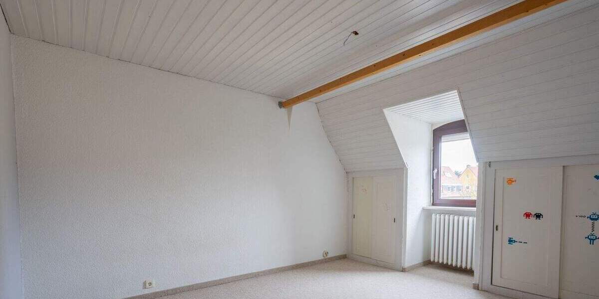 Etagenwohnung Nürnberg Zerzabelshof - 6 Zimmer, 112 m&sup2;, 399.000&euro; | Angebot:25771496