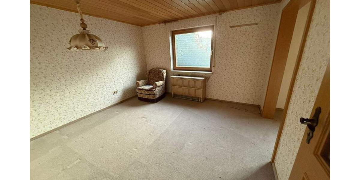 Doppelhaushälfte Bubenreuth - 1 Zimmer, 107 m&sup2;, 399.000&euro; | Angebot:25768506