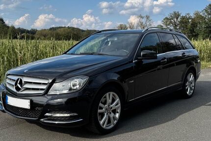Mercedes-Benz C 250 102.000 km 12.890 &euro; Röthenbach 90552