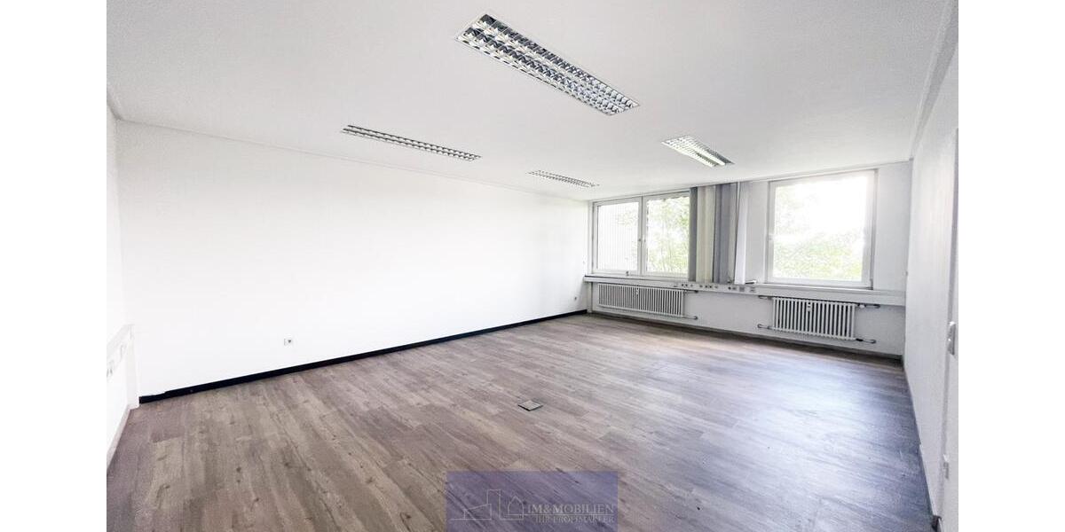 Gewerbeobjekt Erlangen Bruck - 8&euro; | Angebot:23217183