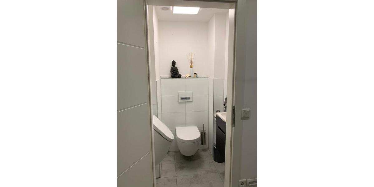 Erdgeschoßwohnung Adelsdorf - 5 Zimmer, 146 m&sup2;, 1.490&euro; | Angebot:25053262