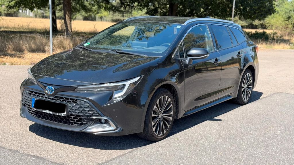 Toyota Corolla 185.000 km 16.900 &euro; Fürth 90763