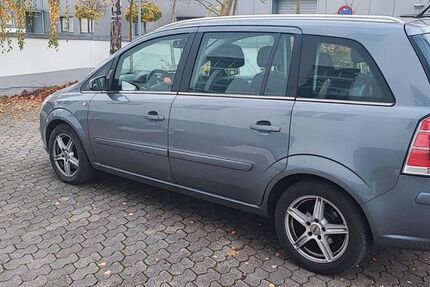 Opel Zafira 191.000 km 4.500 &euro; Schwabach 91126