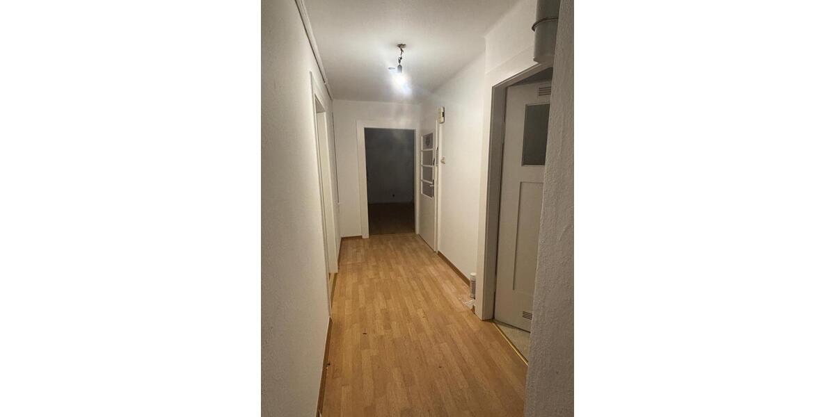 Dachgeschoßwohnung Oberasbach - 2 Zimmer, 45 m&sup2;, 670&euro; | Angebot:27616421