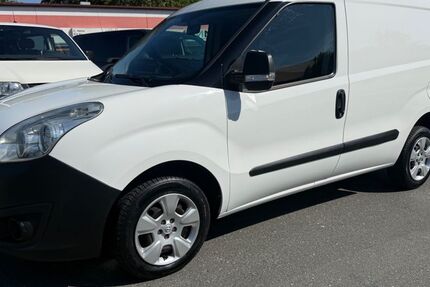 Opel Combo 104.500 km 5.900 &euro; Cadolzburg 90556