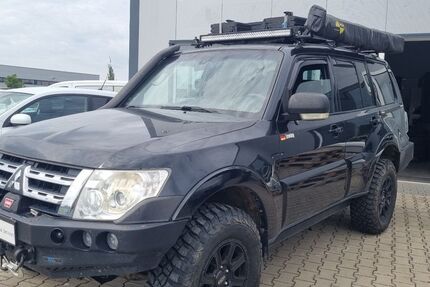 Mitsubishi Pajero 232.000 km 31.890 &euro; Forchheim 91301
