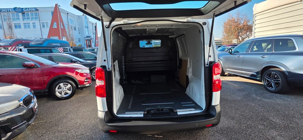 Opel Vivaro 143.729 km 14.490 &euro; Fürth 90763