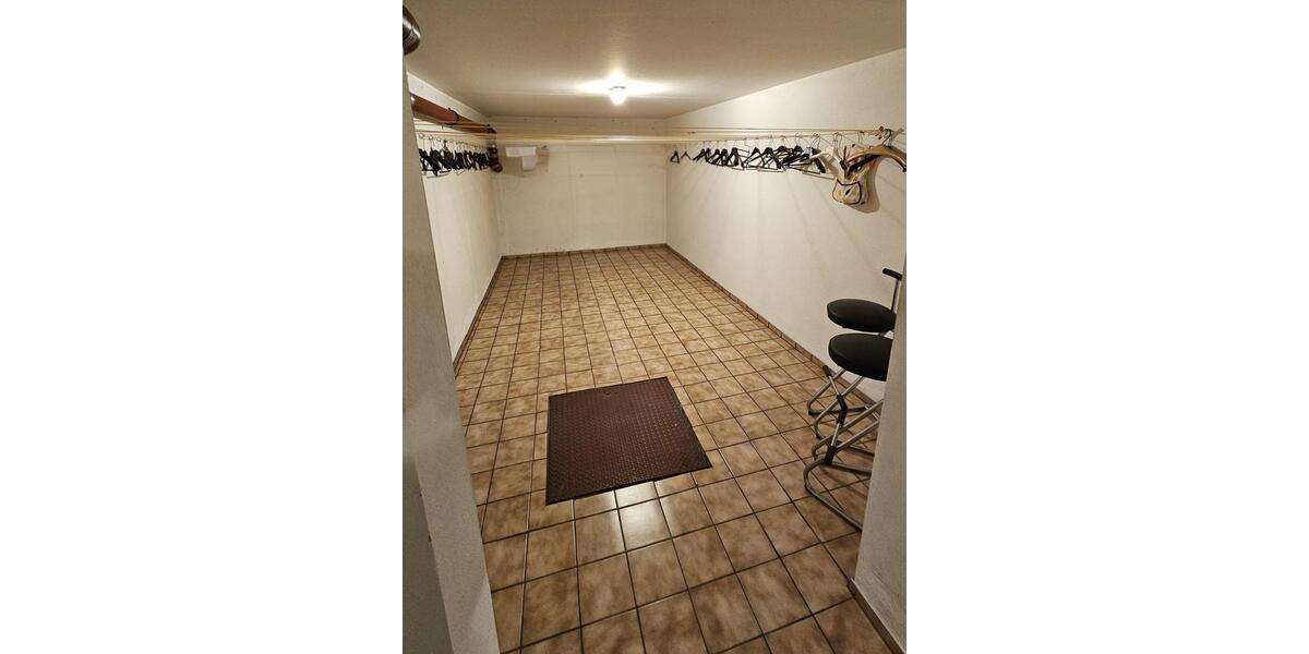 Dachgeschoßwohnung Nürnberg Eibach - 4 Zimmer, 105 m&sup2;, 399.000&euro; | Angebot:24869445