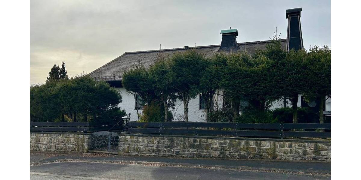 Einfamilienhaus Höchstadt - 6 Zimmer, 203 m&sup2;, 595.000&euro; | Angebot:25671206