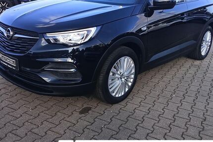 Opel Grandland (X) 124.000 km 15.900 &euro; Heilsbronn 91560