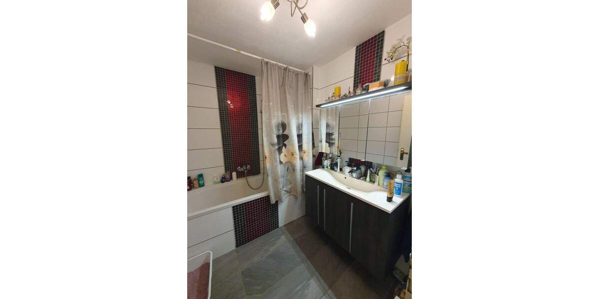 Etagenwohnung Oberasbach Altenberg - 3 Zimmer, 88 m&sup2;, 289.000&euro; | Angebot:25706107