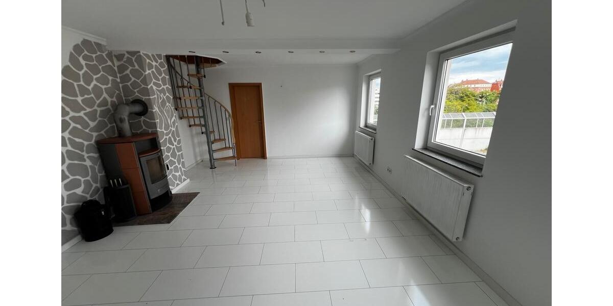 Maisonettenwohnung Nürnberg Gibitzenhof - 5 Zimmer, 90 m&sup2;, 1.600&euro; | Angebot:26624088