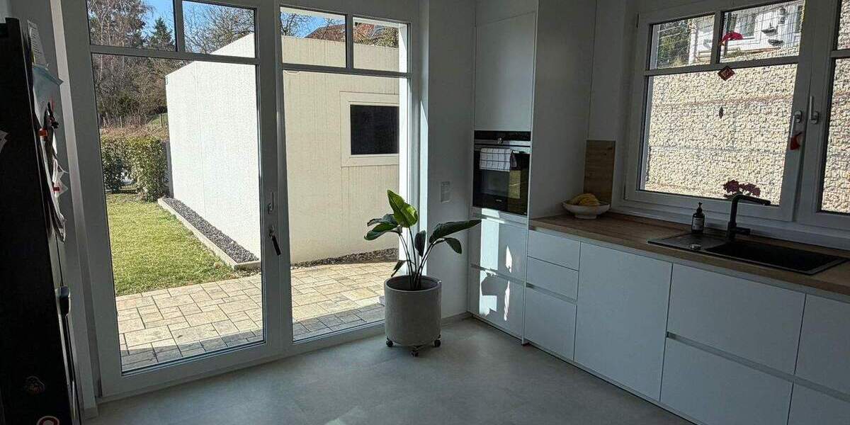 Einfamilienhaus Schnaittach - 6 Zimmer, 220 m&sup2;, 2.650&euro; | Angebot:25818822