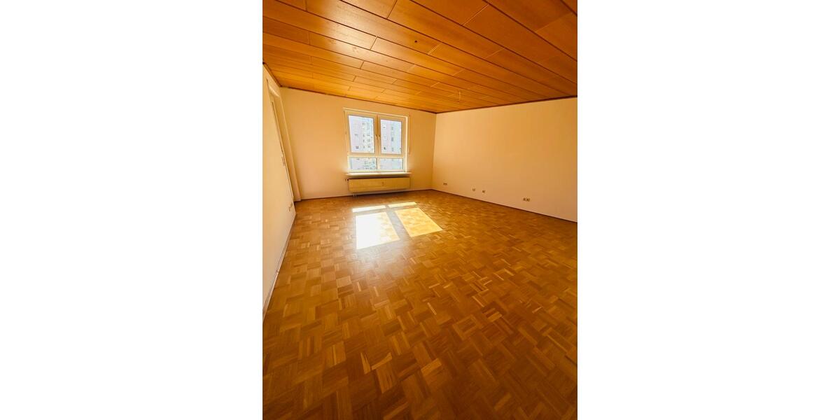 Etagenwohnung Nürnberg Gaismannshof - 3 Zimmer, 84 m&sup2;, 1.150&euro; | Angebot:25923238