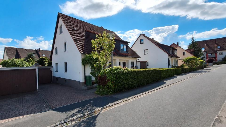 Doppelhaushälfte Schnaittach - 4 Zimmer, 105 m&sup2;, 449.000&euro; | Angebot:27278070