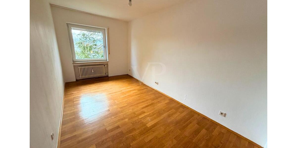 Etagenwohnung Neustadt an der Aisch - 5.5 Zimmer, 120 m&sup2;, 900&euro; | Angebot:25215765