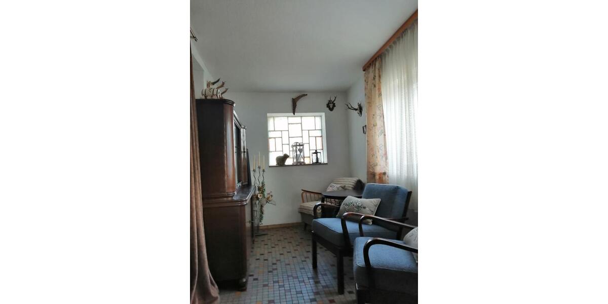 Erdgeschoßwohnung Langenzenn - 4 Zimmer, 106 m&sup2;, 900&euro; | Angebot:25332301