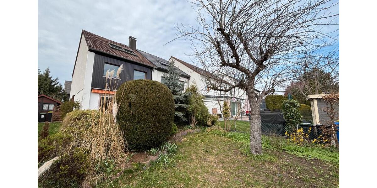 Reihenhaus Nürnberg Holzheim - 6 Zimmer, 120 m&sup2;, 1.700&euro; | Angebot:25895295