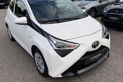 Toyota Aygo (X) 62.800 km 8.500 &euro; Fuerth 90763