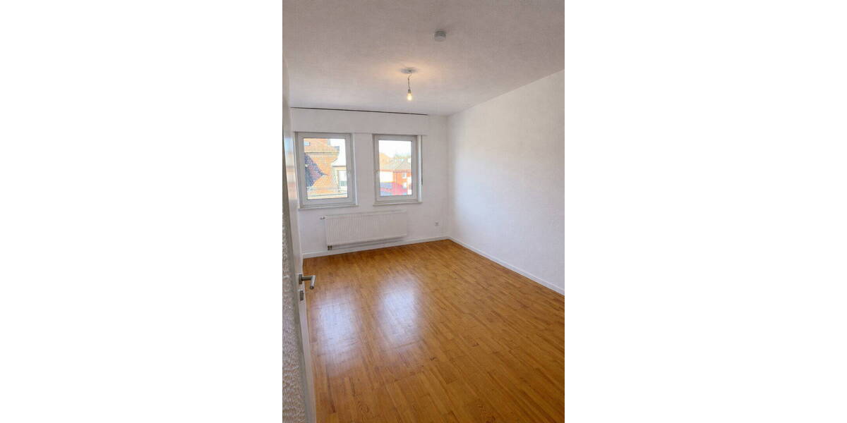 Etagenwohnung Nürnberg St Johannis - 4 Zimmer, 119 m&sup2;, 1.595&euro; | Angebot:25992811