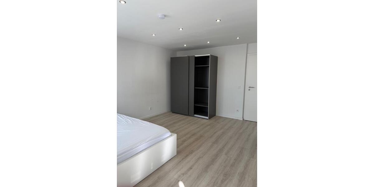 Etagenwohnung Nürnberg Gaismannshof - 3 Zimmer, 82 m&sup2;, 1.650&euro; | Angebot:25965303