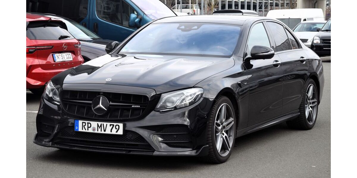 Mercedes-Benz E 53 AMG 122.000 km 44.990 &euro; Fürth 90763