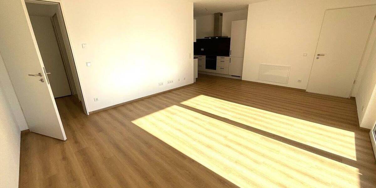 Etagenwohnung Nürnberg Schweinau - 4 Zimmer, 94 m&sup2;, 1.439&euro; | Angebot:26806552