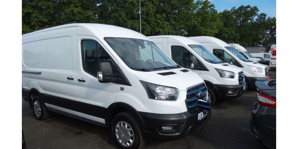 Ford Transit 7.291 km 31.890 &euro; Fürth bei Nürnberg 90763