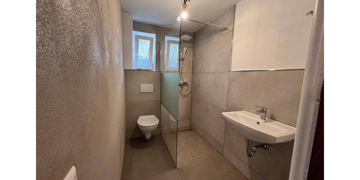 Etagenwohnung Uttenreuth - 1 Zimmer, 16 m&sup2;, 480&euro; | Angebot:25078942