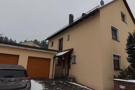 Haus Roth - 7 Zimmer, 180 m&sup2;, 650.000&euro; | Angebot:25862141