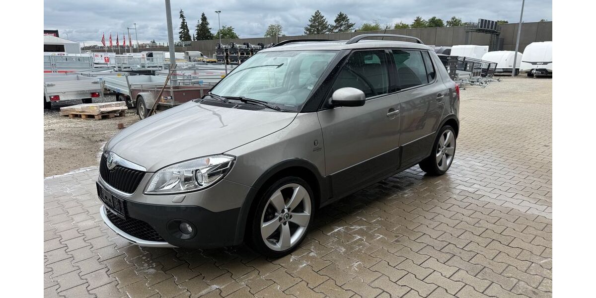 Skoda Fabia 22.227 km 6.500 &euro; Baiersdorf 91083