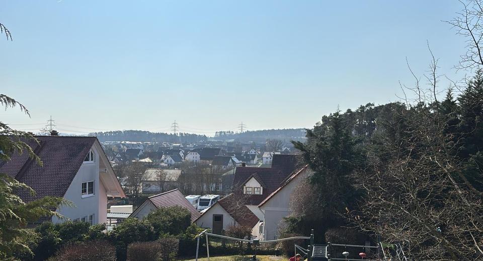 Etagenwohnung Heroldsbach - 3 Zimmer, 90 m&sup2;, 950&euro; | Angebot:25767109