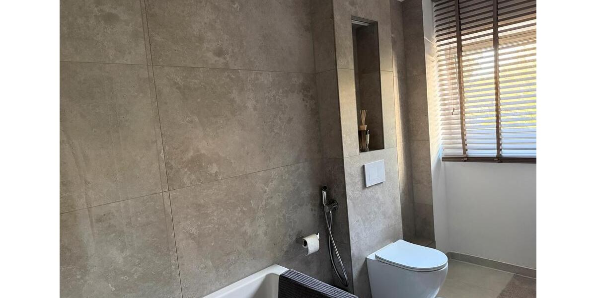 Erdgeschoßwohnung Roth - 3 Zimmer, 115 m&sup2;, 450.000&euro; | Angebot:25869321