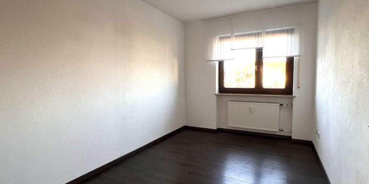 Etagenwohnung Pyrbaum - 4 Zimmer, 111 m&sup2;, 329.000&euro; | Angebot:25662843