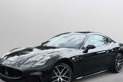Maserati Granturismo 9.600 km 176.900 &euro; Nürnberg 90403