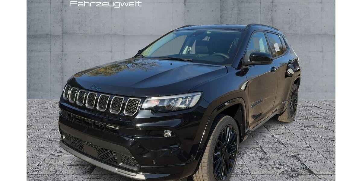 Jeep Compass 32.126 km 30.500 &euro; Fürth 90765